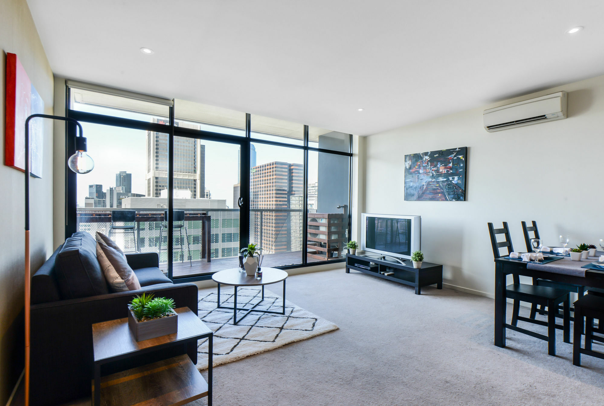 Апартаменты Urbanminder @ La Banque Мельбурн Экстерьер фото